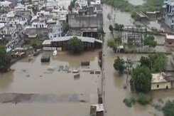 Heavy Rain in Rajasthan: पाली टापू में तब्दील, पानी में डूबीं हैं 52 कॉलोनियां