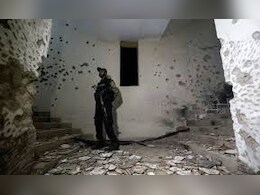 पाकिस्तान में आतंकवादी हमला, न्यायधीशों पर हुआ अटैक; 2 पुलिसकर्मी की मौत