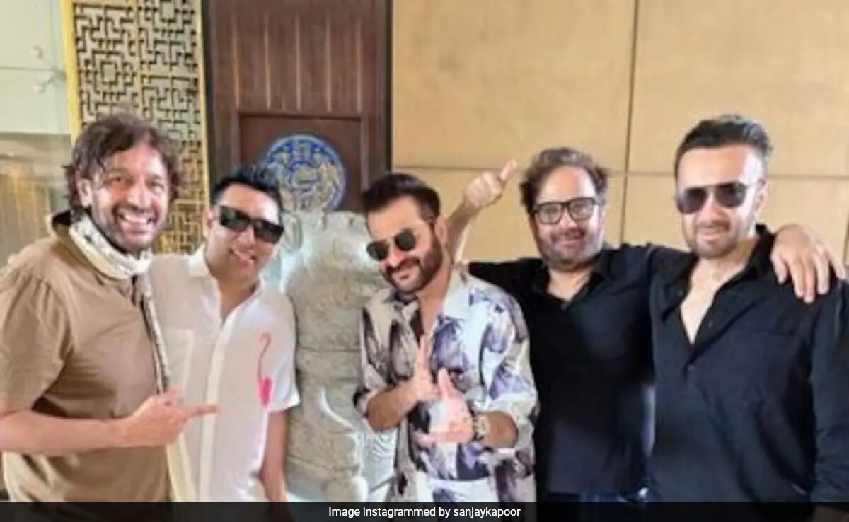 Viral: Sanjay Kapoor Shares Pic From His Boys' Trip With Close Friend Chunky Panday