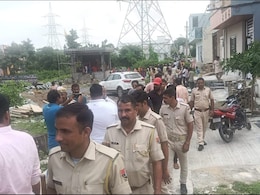 झालावाड़ में अतिक्रमण हटाने गया दस्ता लौटा उल्टे पांव, नगर परिषद उपसभापति और महिलाओं ने जमकर किया विरोध झालावाड़ में अतिक्रमण हटाने गया दस्ता लौटा उल्टे पांव, नगर परिषद उपसभापति और महिलाओं ने जमकर किया विरोध