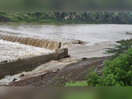 वाह रे इंजीनियर ! यहां थोड़ी सी बारिश में बह गई लाखों रुपये की लागत से बन रही पुलिया. दर्जनों गांवों का संपर्क टूटा वाह रे इंजीनियर ! यहां थोड़ी सी बारिश में बह गई लाखों रुपये की लागत से बन रही पुलिया. दर्जनों गांवों का संपर्क टूटा