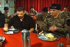 NDTV <i>Jai Jawan</i>: John Abraham Enjoys A Meal With Soldiers NDTV <i>Jai Jawan</i>: John Abraham Enjoys A Meal With Soldiers