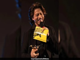 Locarno Film Festival 2024: Shah Rukh Khan's Classic Stage Moment With "Can't Pronounce Award" Locarno Film Festival 2024: Shah Rukh Khan's Classic Stage Moment With "Can't Pronounce Award"
