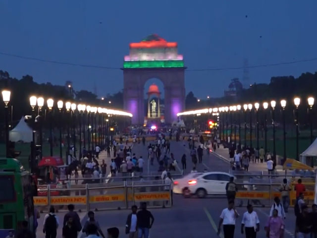 Independence Day 2024 | India Gate, Rashtrapati Bhavan, Parliament Illuminated For Independence Day