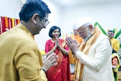 Political Row Over PM Modi's Ganpati Puja At Chief Justice's House Political Row Over PM Modi's Ganpati Puja At Chief Justice's House