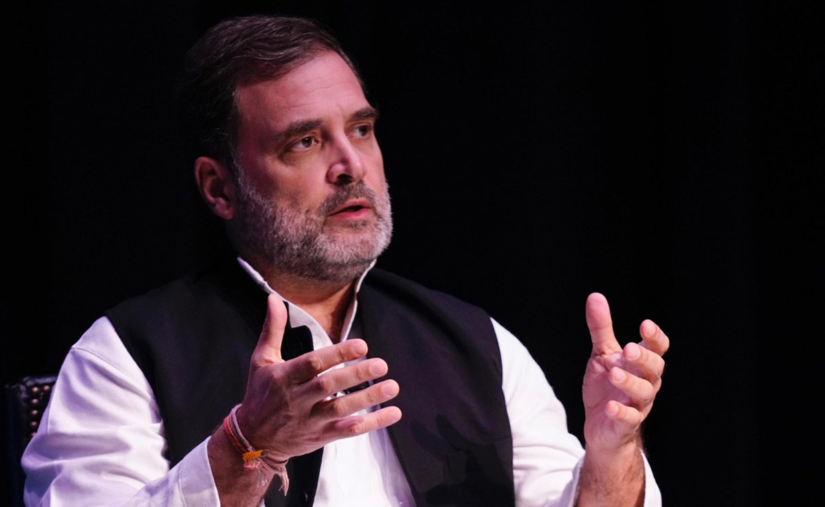 Protest Outside Sonia Gandhi's House Over Rahul Gandhi's Sikh Remarks