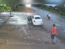 Beed News : जेवणाचं बिल घेऊन आलेल्या वेटरला बेदम मारहाण, गाडीला लटकवून फरफटत नेलं; घटना CCTV मध्ये कैद