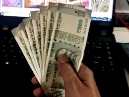 MP में लाडली बहनों की बल्ले-बल्ले, हर महीने 1250 की जगह मिलेंगे 1500 रुपये, जानें योजना कब से होगी लागू MP में लाडली बहनों की बल्ले-बल्ले, हर महीने 1250 की जगह मिलेंगे 1500 रुपये, जानें योजना कब से होगी लागू