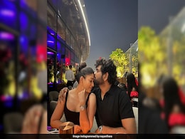 Nayanthara's Birthday Wish For Husband Vignesh Shivan Is Love, Actually Nayanthara's Birthday Wish For Husband Vignesh Shivan Is Love, Actually