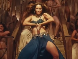 It's Tough To Choose Between Triptii Dimri's Teal Lehenga And Her Moves To <i>Mere Mehboob</i>