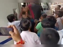 Vande Bharat Viral Video: ट्रेन चलाने को लेकर आपस में भिड़े वंदे भारत के कर्मचारी, फाड़े गार्ड के कपड़े