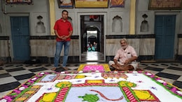 करौली में श्राद्ध पक्ष की 200 वर्ष पुरानी ये अनूठी परंपरा,&nbsp;बिना ब्रश के बनाते है रंगोली