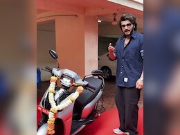 अर्जुन कपूर ने खरीदी स्कूटी तो फैन्स ने ली चुटकी, बोले- 60 करोड़ की फिल्म 45 हजार कमाएगी तो यही लेगा अर्जुन कपूर ने खरीदी स्कूटी तो फैन्स ने ली चुटकी, बोले- 60 करोड़ की फिल्म 45 हजार कमाएगी तो यही लेगा