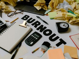 Is Hustle Culture Killing Us? The Physical And Mental Toll of Constant Work