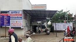 Indian Railway: जब इस रेलवे स्टेशन पर नहीं रुकी ट्रेन तो यात्री ने लगा दी छलांग, अब हालत नाजुक