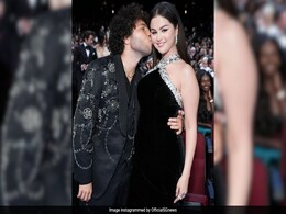 Emmys 2024: Selena Gomez And Benny Blanco Paint The Award Ceremony Red With Mushy Moments Emmys 2024: Selena Gomez And Benny Blanco Paint The Award Ceremony Red With Mushy Moments