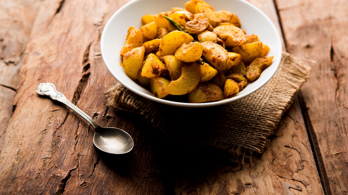 How To Make Instant Amla Achar In Just 15 Minutes (Recipe Inside)