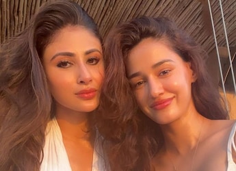 Disha Patani's Chanel Bag-Themed Cake For Mouni Roy Screams BFF Goals Disha Patani's Chanel Bag-Themed Cake For Mouni Roy Screams BFF Goals