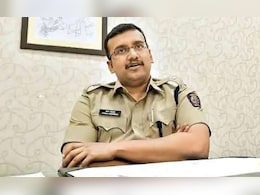 Pankaj Deshmukh : पुणे ग्रामीण पोलीस अधीक्षक पंकज देशमुख यांच्या बदलीला स्थगिती Pankaj Deshmukh : पुणे ग्रामीण पोलीस अधीक्षक पंकज देशमुख यांच्या बदलीला स्थगिती