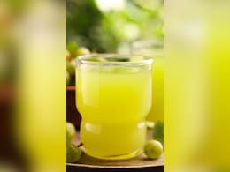 Amla health benefits : 15 दिनों तक लगातार पी लेंगे आंवला का जूस, तो मिलेंगे अनगिनत फायदे Amla health benefits : 15 दिनों तक लगातार पी लेंगे आंवला का जूस, तो मिलेंगे अनगिनत फायदे