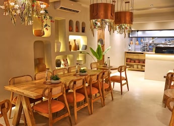 La Croute: This Hidden Gem In Delhi Is Serving Up The Most Delicious Pies You'll Ever Taste La Croute: This Hidden Gem In Delhi Is Serving Up The Most Delicious Pies You'll Ever Taste