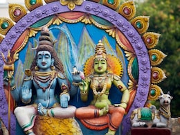 Hariyali Teej 2025: 26 या 27 जुलाई कब है हरियाली तीज? जानिए तिथि पूजन विधि और भोग रेसिपी Hariyali Teej 2025: 26 या 27 जुलाई कब है हरियाली तीज? जानिए तिथि पूजन विधि और भोग रेसिपी
