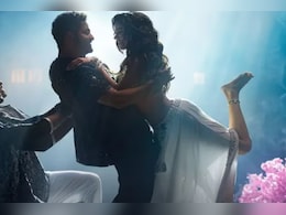 Devara Box Office Collection: बॉक्स ऑफिस पर आई पैसों की सुनामी, फिल्म दो दिन में 500 करोड़ के करीब Devara Box Office Collection: बॉक्स ऑफिस पर आई पैसों की सुनामी, फिल्म दो दिन में 500 करोड़ के करीब
