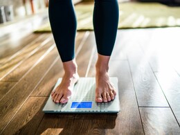 Think Twice Before You Step On The Scale! 5 Worst Timings To Check Your Weight Think Twice Before You Step On The Scale! 5 Worst Timings To Check Your Weight