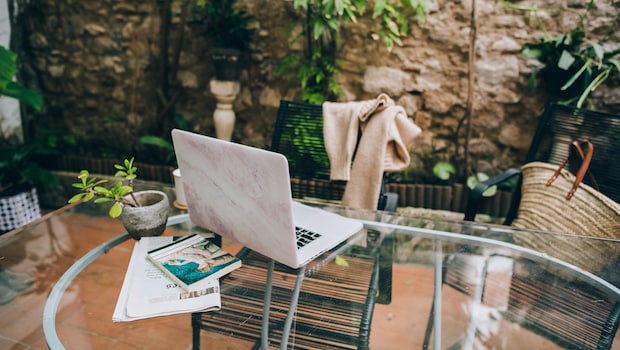 Best Deals On Laptop Skins And Decals From Flipkart