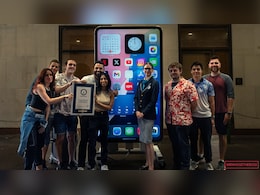 British YouTuber Of Indian Origin Builds World's Largest iPhone, Sets Guinness World Record