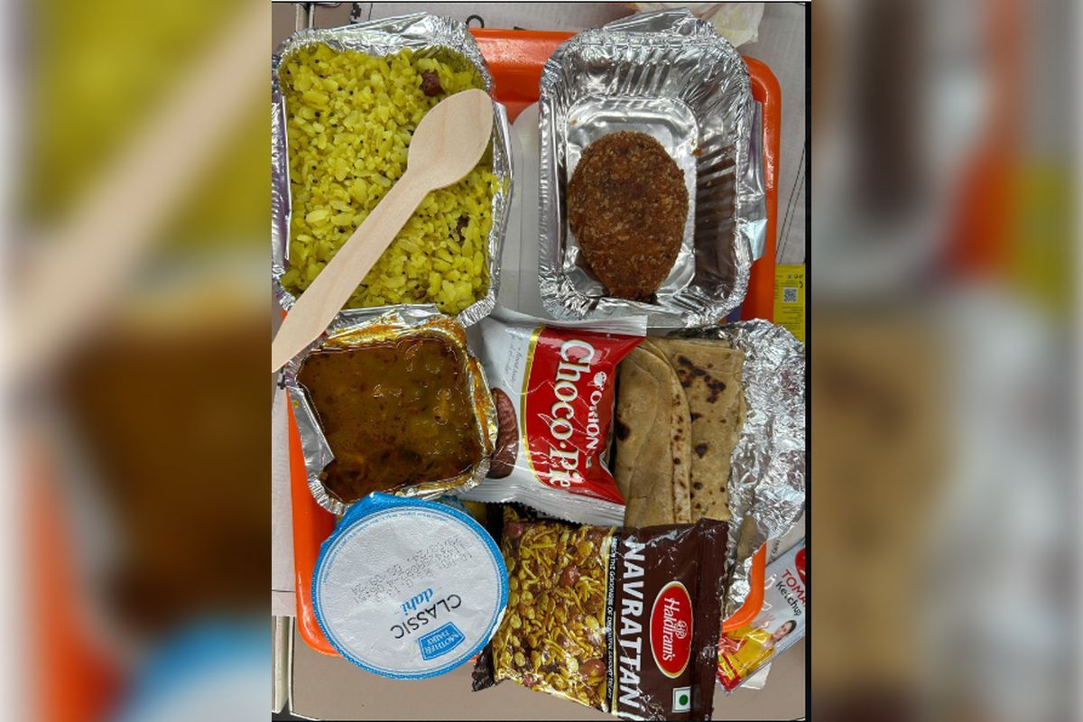 Travel Influencer Faces Backlash for Appreciating Vande Bharat Food