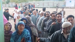 61.1% Turnout Recorded In Phase 1 Of Jammu And Kashmir Polls: 10 Points