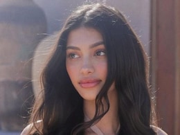 Alanna Panday's Breakfast In Maldives Is Everything 'Fruity' And 'Floating'