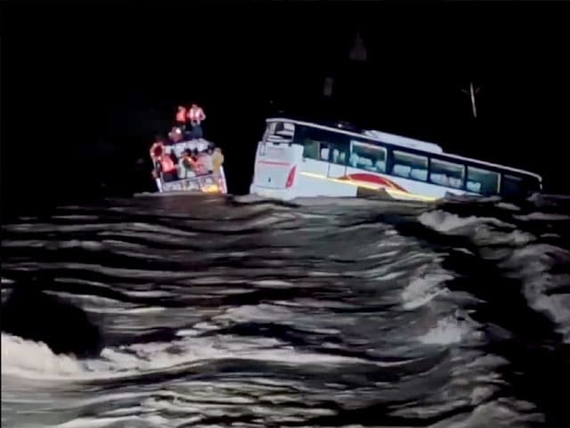 25 Pilgrims From Puducherry Trapped In Bhavnagar Floodwaters Rescued