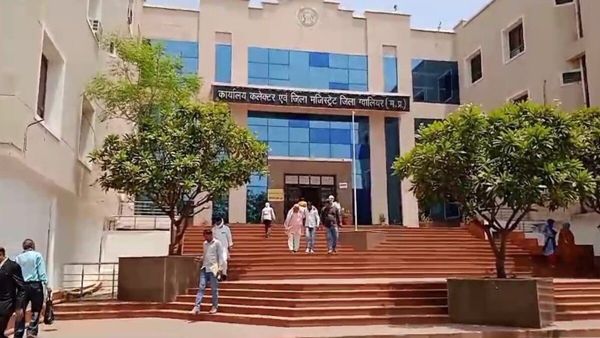 Gwalior News प्रेमिका का सरनेम अपनाया और इस रीति रिवाज से कर ली शादी