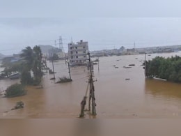 9 Dead As Rains Continue In Andhra, Floodwater Enters Houses In Telangana 9 Dead As Rains Continue In Andhra, Floodwater Enters Houses In Telangana
