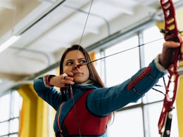 फिटनेस फ्रीक वीमेन के लिए Myntra की स्पेशल डील्स, 73% तक की छूट में खरीदें ये स्पोर्ट्स एक्सेसरीज़