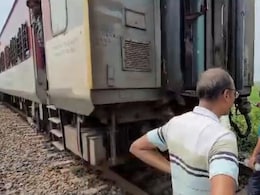 Coupling Of Magadh Express Breaks, Train Splits Into Two In Bihar Coupling Of Magadh Express Breaks, Train Splits Into Two In Bihar