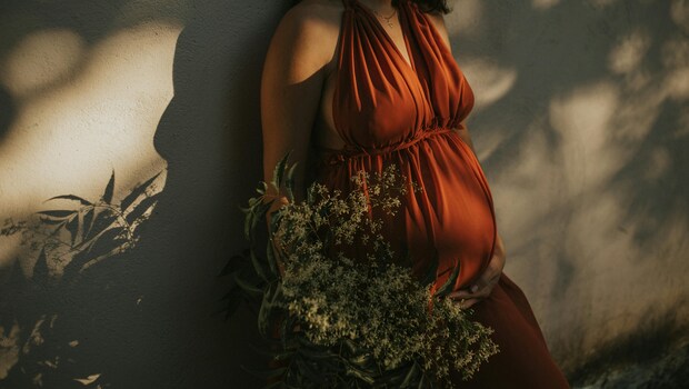 Best Deals On Maternity Dresses From Myntra