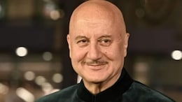 Bollywood : अनुपम खेर ने लिंक्डइन पर सीवी किया शेयर, क्या बॉलीवुड छोड़ रहे हैं एक्टर?
