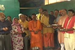 Kashmiri Pandits Celebrate Ganesh Chaturthi In Srinagar Kashmiri Pandits Celebrate Ganesh Chaturthi In Srinagar