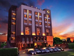 पटना में बनेंगे तीन नए पांच सितारा होटल, नीतीश मंत्रिमंडल की मंजूरी; 46 प्रस्तावों पर मुहर