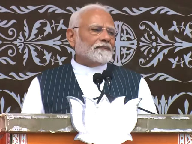 "3 Families Sinned You": PM Modi Tells Voters At J&K Rally