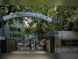 टेंडर घोटाला केस: ED ने कांग्रेस के पूर्व मंत्री भारत भूषण के करीबी राजदीप सिंह को किया गिरफ्तार टेंडर घोटाला केस: ED ने कांग्रेस के पूर्व मंत्री भारत भूषण के करीबी राजदीप सिंह को किया गिरफ्तार