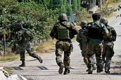 Terrorists Exchange Fire With Security Forces In Jammu & Kashmir's Kulgam Terrorists Exchange Fire With Security Forces In Jammu & Kashmir's Kulgam