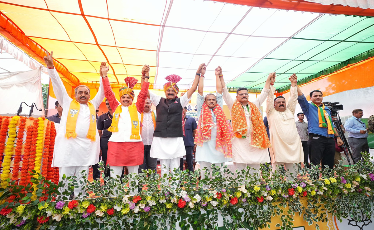 Jammu and Kashmir Elections 2024 2nd Phase Voting: 10 साल बाद चुनाव, CM मोहन ने कहा माहौल अच्छा है