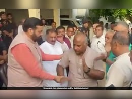 ऐसी नाराजगी! BJP से बेटिकट रहे नेता ने CM नायब सैनी से हाथ तक नहीं मिलाया ऐसी नाराजगी! BJP से बेटिकट रहे नेता ने CM नायब सैनी से हाथ तक नहीं मिलाया