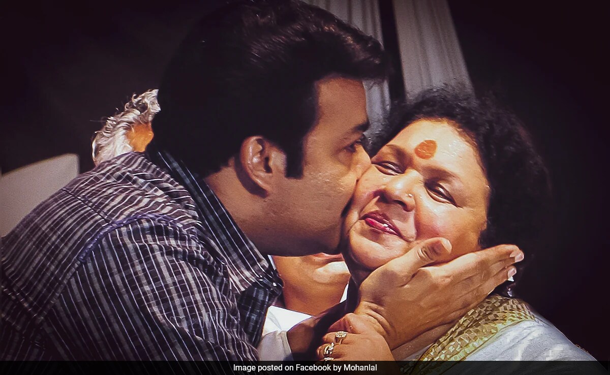 To Kaviyoor Ponnamma, Tributes From Mohanlal, Mammootty And Other Stars