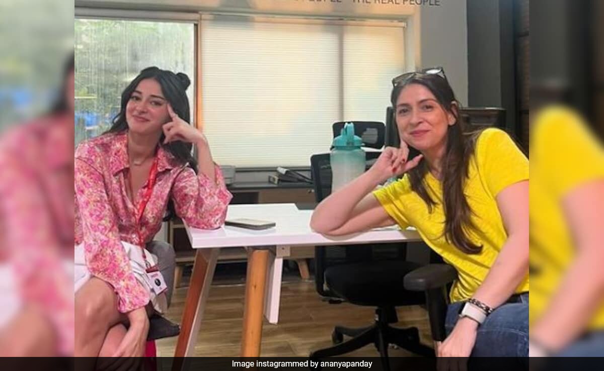 In Ananya Panday's <i>Call Me Bae</i> Photo Dump, Mom Bhavana Pandey Steals The Show