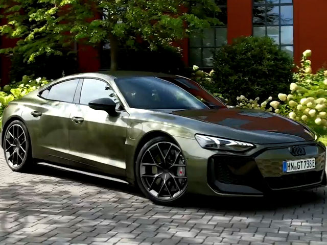 Gadgets 360 With Technical Guruji: Audi RS e-Tron GT Launched